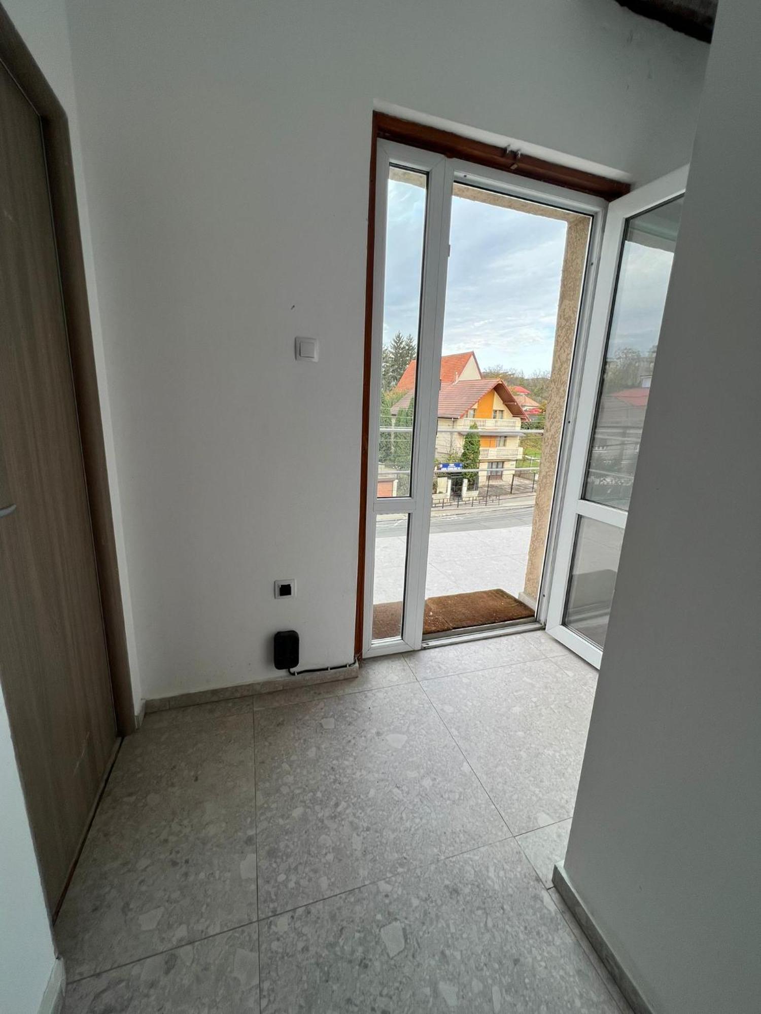 Compact House Apartment Cluj Napoca Bagian luar foto