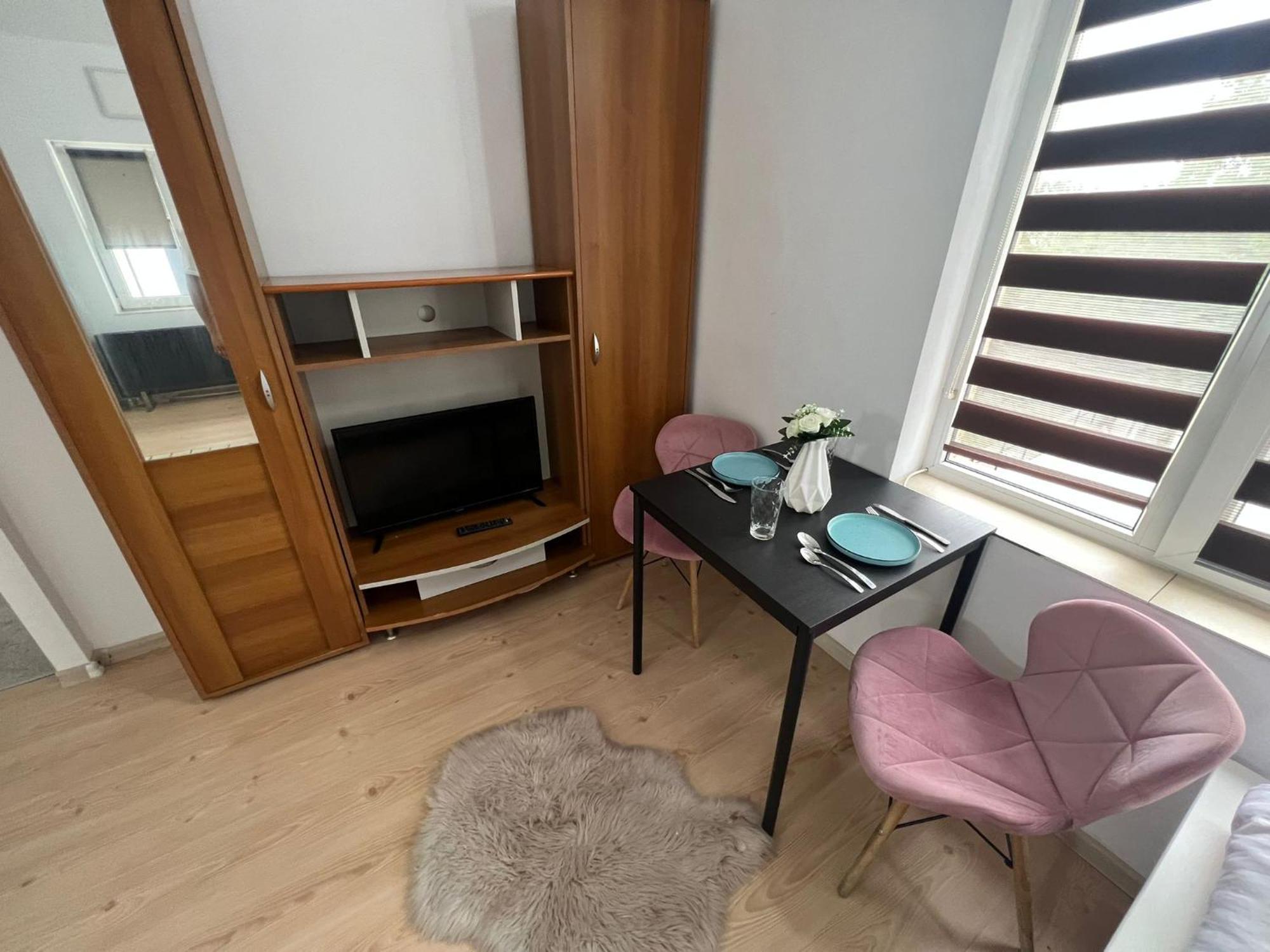 Compact House Apartment Cluj Napoca Bagian luar foto